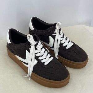 MADDED NYC WOMENS Brown and White Sneakers SIZE 11